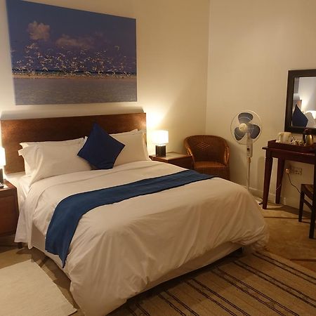Alexanders Hotel Darüsselam Dış mekan fotoğraf